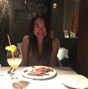 Meet your Posher, Khanh